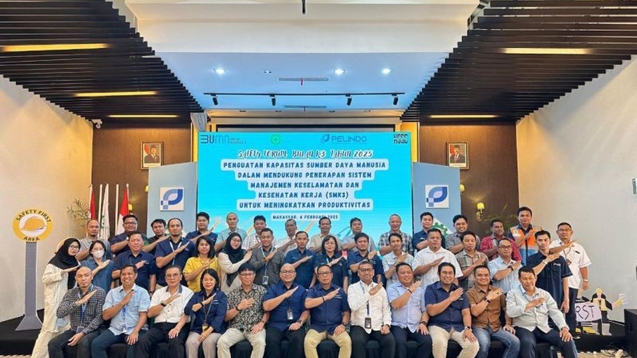 Pelindo Regional 4 di Makassar meningkatkan kapasitas SDM-nya dalam Keselamatan dan Kesehatan Kerja (K3) melalui program 'Safety Forum' untuk mencapai Pelindo Zero Accident.