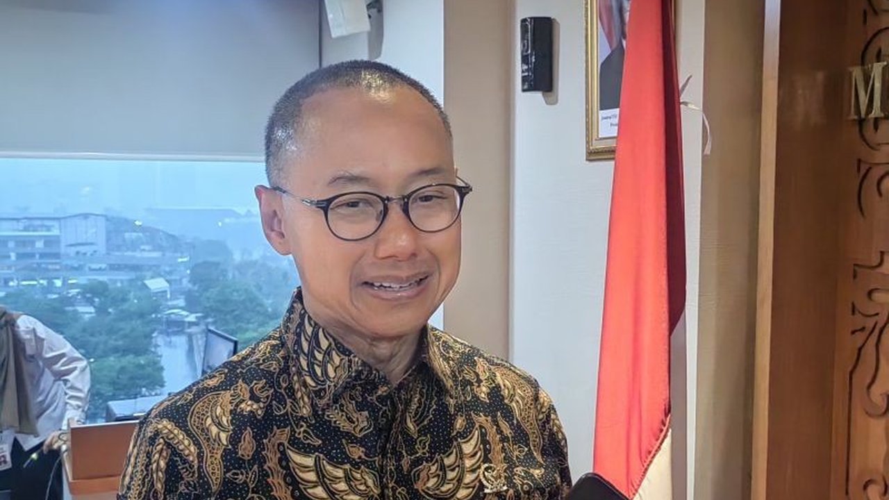 Wakil Ketua MPR RI menilai rencana retret kepala daerah terpilih sebagai langkah strategis pemerintah pusat untuk menyelaraskan visi dan misi pembangunan demi mencapai target Indonesia Emas 2045.