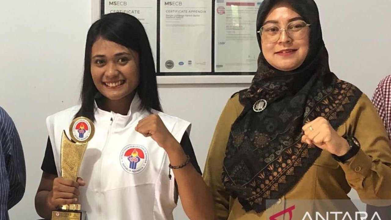 Pemuda Maluku menciptakan aplikasi belanja online 