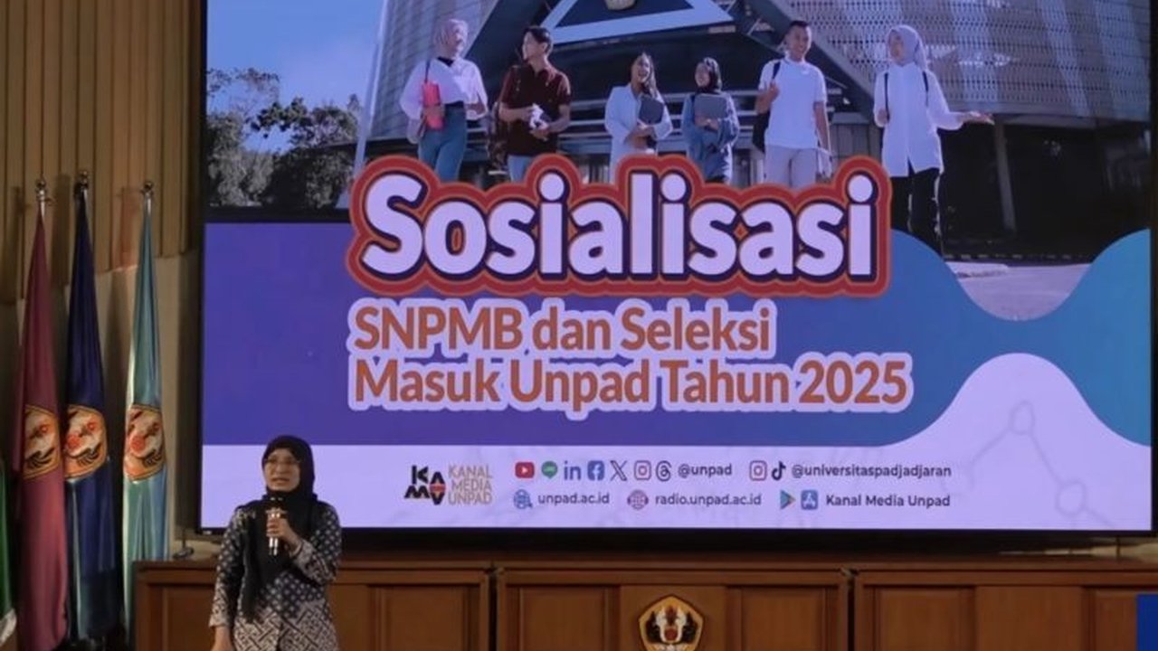 Universitas Padjadjaran (Unpad) membuka jalur khusus bagi mahasiswa disabilitas dengan kuota maksimal 2% dari total daya tampung, melalui jalur Seleksi Mandiri menggunakan nilai UTBK atau SMUP serta jalur minat bakat.