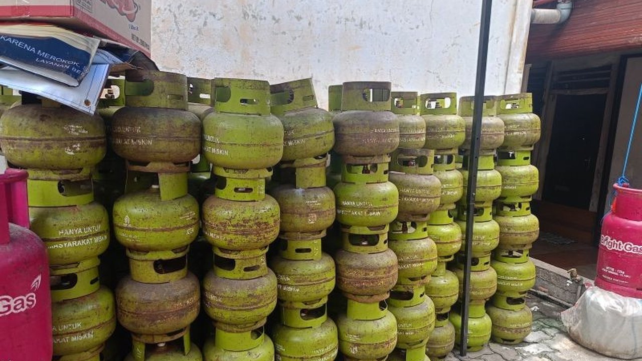 Sosialisasi KTP untuk Pembelian Gas LPG 3 Kg di Jakarta Timur