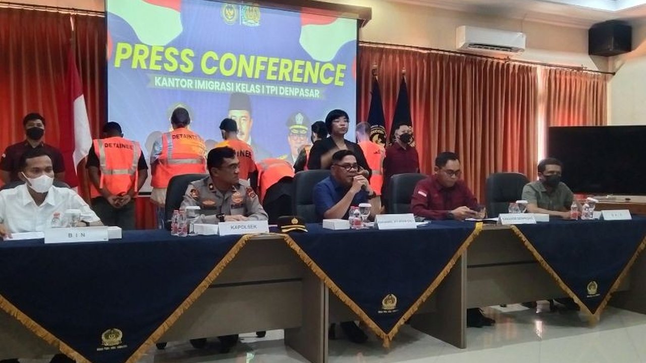 Imigrasi Denpasar Tangkap Tiga WNA India Pelaku Penipuan Online