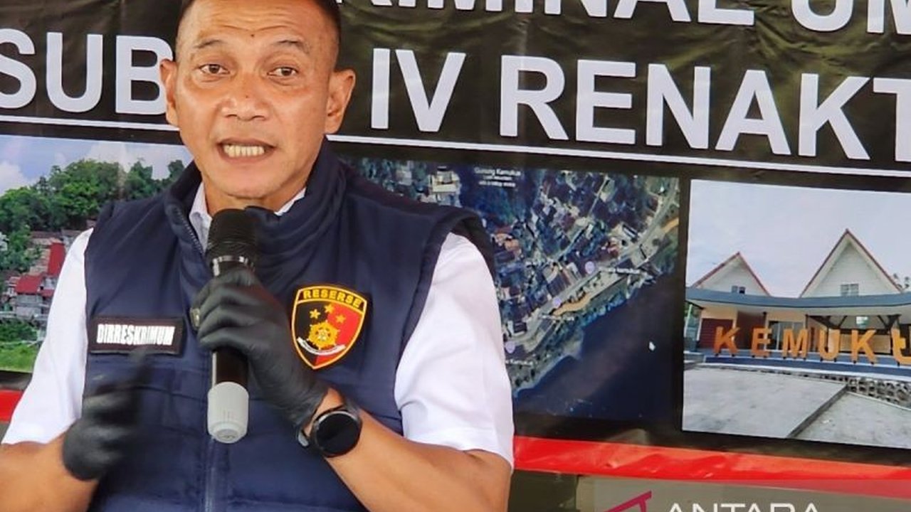 Polda Jateng mengungkap praktik prostitusi di Gunung Kemukus, Sragen, berkedok tempat karaoke, yang melibatkan pekerja anak dan orang dewasa, dengan tersangka dijerat UU Perdagangan Orang dan KUHP.