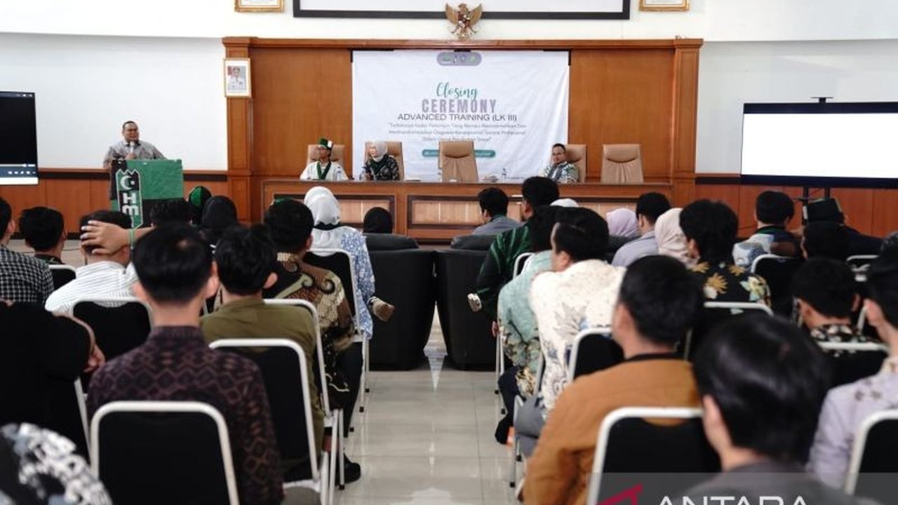 Ketua Bawaslu Rahmat Bagja mendorong kader HMI untuk meningkatkan kemampuan pengawasan partisipatif,  mulai dari tingkat TPS hingga  kecamatan, demi  mewujudkan pemilu yang demokratis.