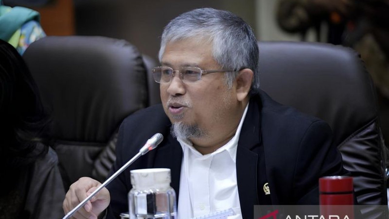 Komisi VIII DPR RI meminta Kementerian PPPA dan KPAI memastikan sosialisasi UU Kesejahteraan Ibu dan Anak (UU KIA) berjalan efektif demi mencegah kekerasan terhadap perempuan dan anak.