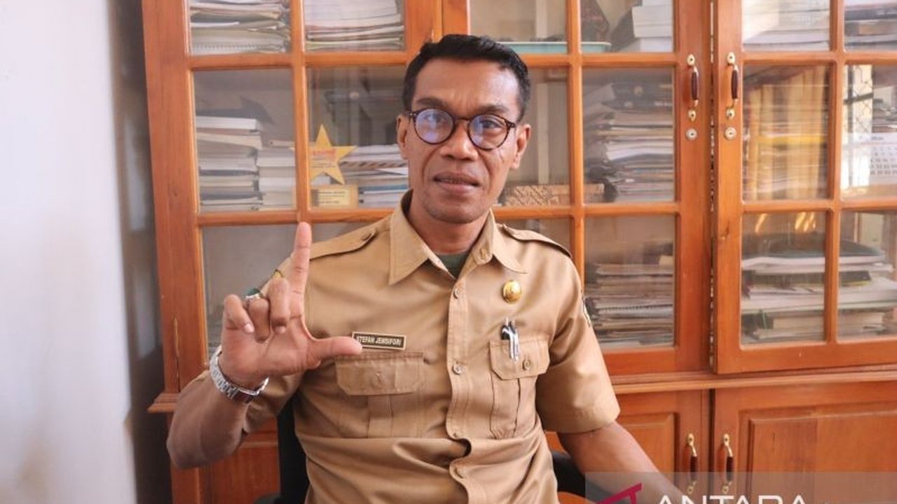 Pemkab Manggarai Barat menyambut baik tambahan penerbangan internasional Singapura-Labuan Bajo, yang diharapkan mendongkrak kunjungan wisatawan mancanegara dan investasi di Labuan Bajo mulai Maret 2025.