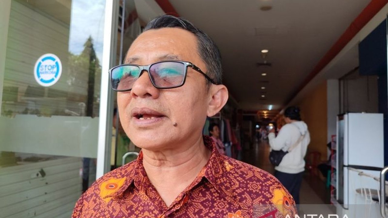 Pemerintah Kota Bengkulu mengawasi ketat pendistribusian elpiji 3 kg untuk memastikan subsidi tepat sasaran dan harga jual sesuai HET, serta mengimbau masyarakat melaporkan jika menemukan pelanggaran.