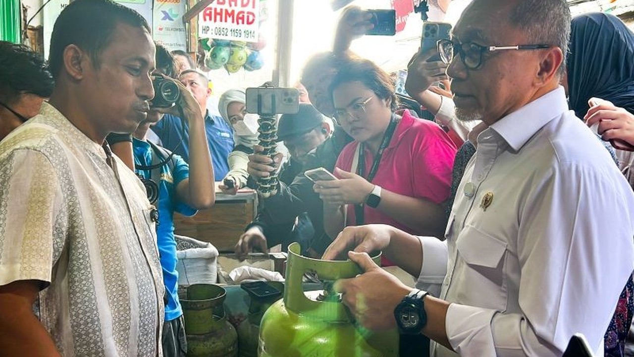 Penjualan gas LPG 3 Kg telah kembali normal setelah Presiden menginstruksikan agar pengecer dapat kembali berjualan, mengakhiri kelangkaan dan memastikan masyarakat dapat membeli gas dengan harga wajar.
