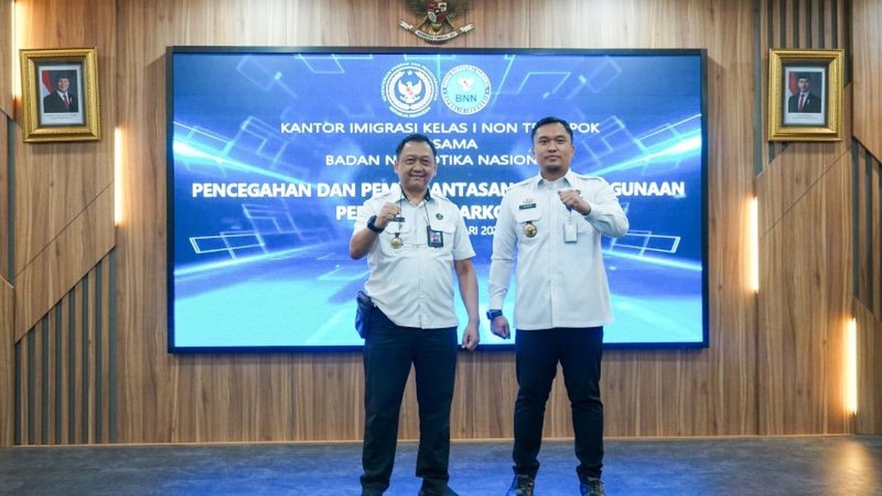 Kantor Imigrasi Depok bersama BNN Kota Depok melakukan tes urine seluruh pegawai sebagai komitmen mewujudkan lingkungan kerja bersih narkoba, selaras dengan visi Asta Cita Prabowo.