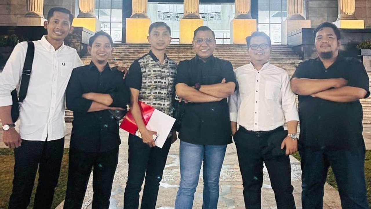 Mahkamah Konstitusi (MK) menolak dua sengketa Pilkada 2024 di Kota Palu dan Kabupaten Morowali, Sulawesi Tengah; KPU setempat mengapresiasi putusan tersebut dan akan segera menetapkan kepala daerah terpilih.