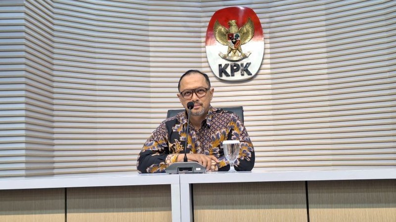 Penggeledahan Rumah Japto Soerjosoemarno: KPK Sita 11 Mobil dan Bukti Lain Terkait Kasus Gratifikasi Rita Widyasari