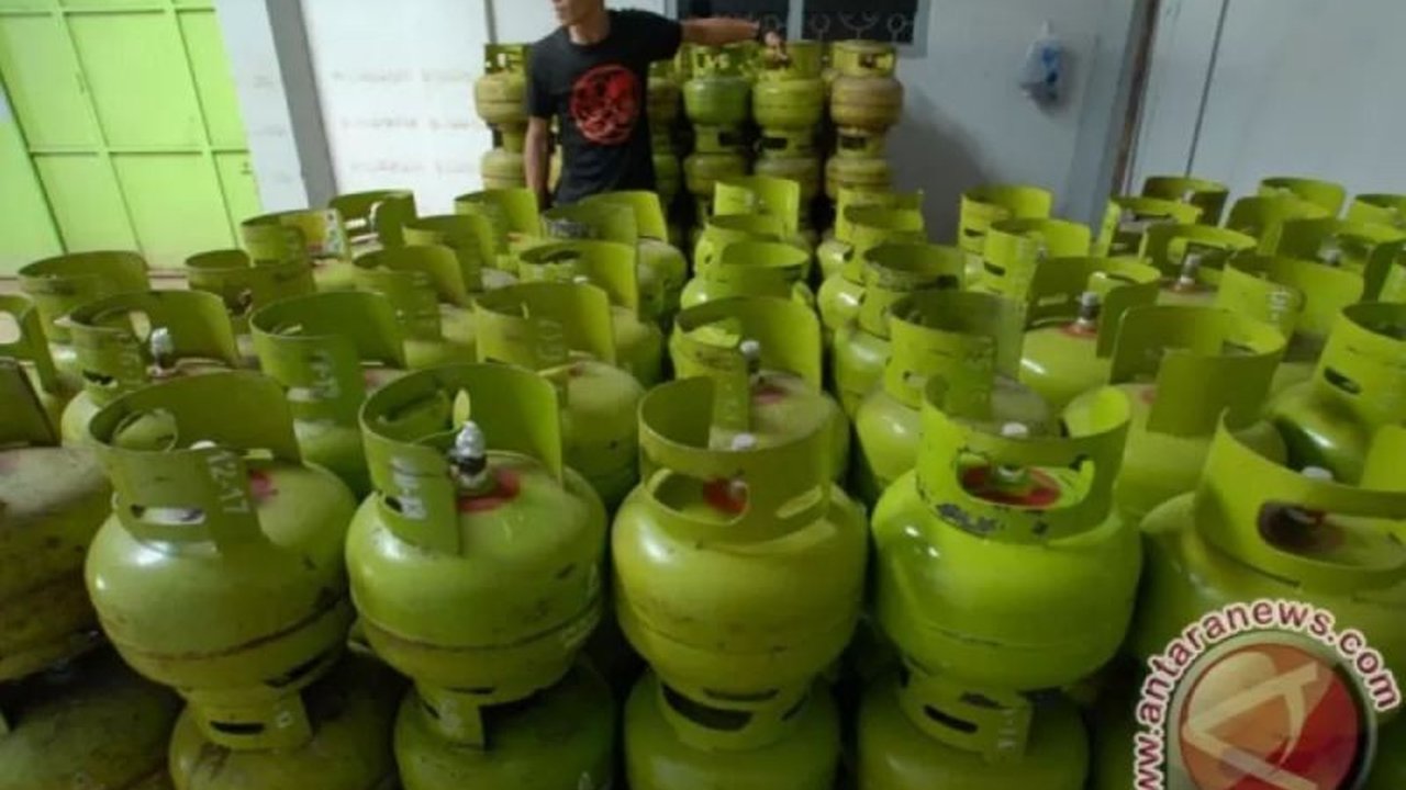 Pertamina menambah alokasi 919.880 tabung elpiji 3 kg untuk Jawa Tengah dan DIY guna menjaga ketahanan stok dan memastikan harga jual sesuai HET, serta mendorong masyarakat mampu beralih ke elpiji non subsidi.
