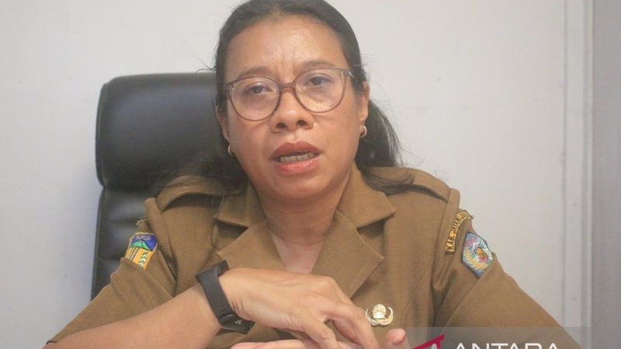 Kemenhub dan Pemkab Jayawijaya berkolaborasi melalui jembatan udara dan tol laut untuk menurunkan harga bahan pokok di Wamena, Papua Pegunungan, dengan subsidi ongkos kirim bagi pelaku usaha.