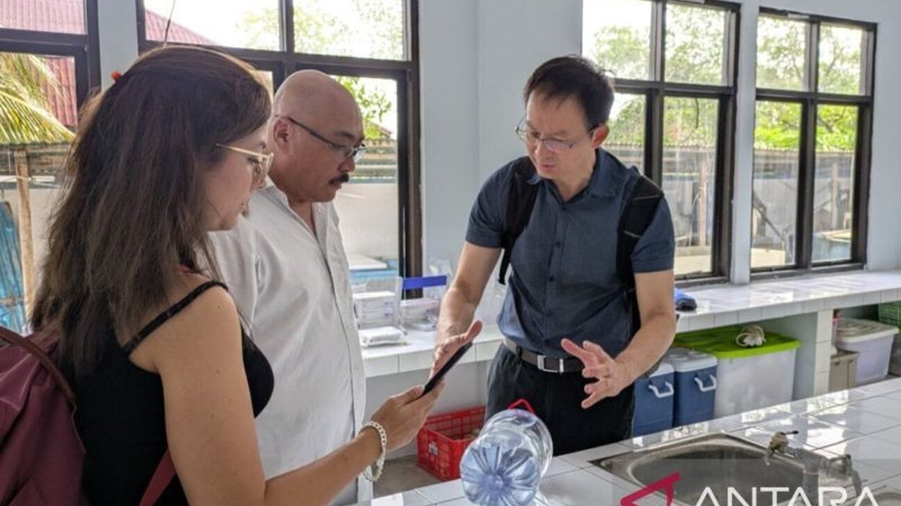 Universitas Pattimura (Unpatti) Ambon berinovasi dengan mengembangkan penyimpanan larva karang pertama di Indonesia untuk melindungi ekosistem terumbu karang dari ancaman perubahan iklim dan kerusakan lingkungan.