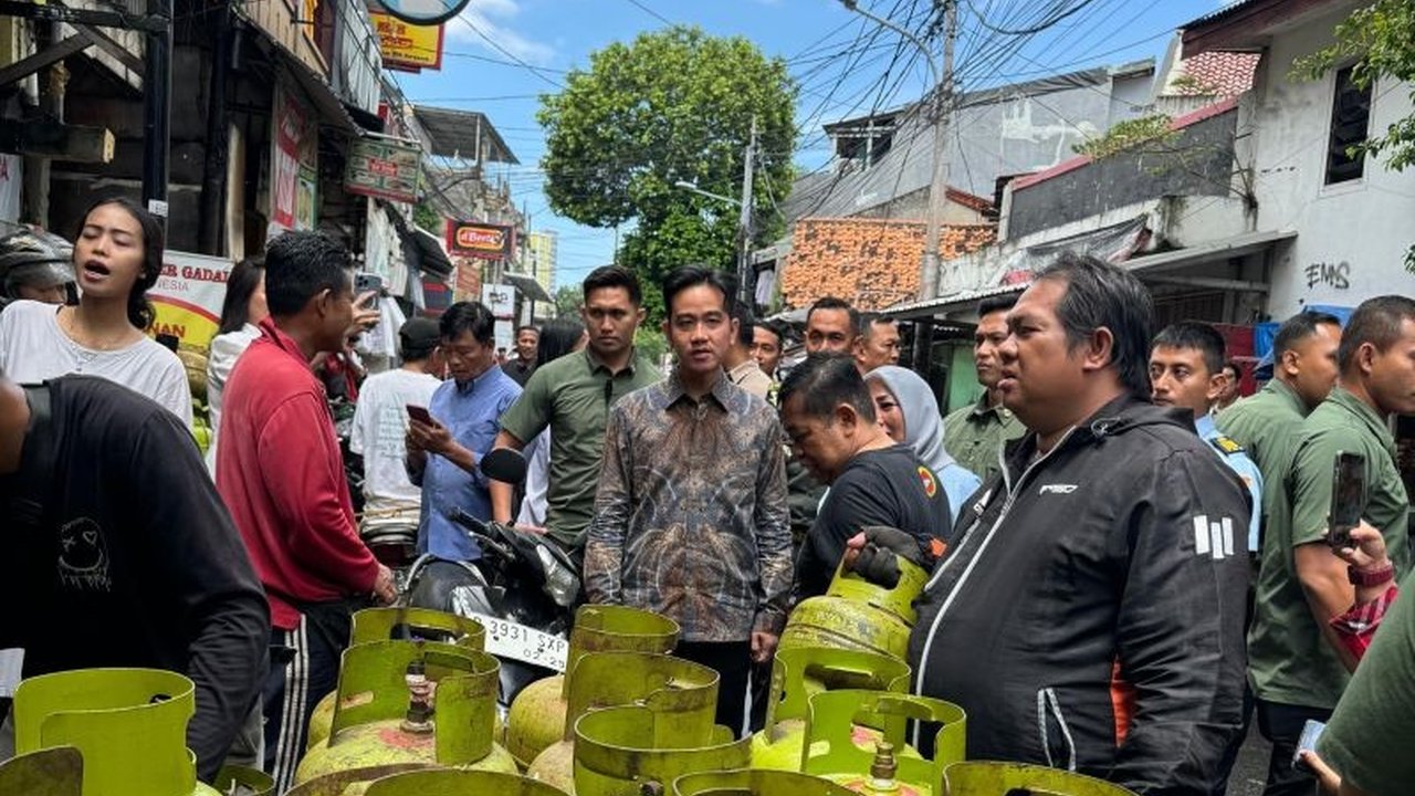 Wakil Presiden Gibran Rakabuming Raka meminta distribusi elpiji 3 kg berjalan tertib dan adil agar tidak terjadi kelangkaan dan merugikan masyarakat, khususnya UMKM di sektor kuliner.