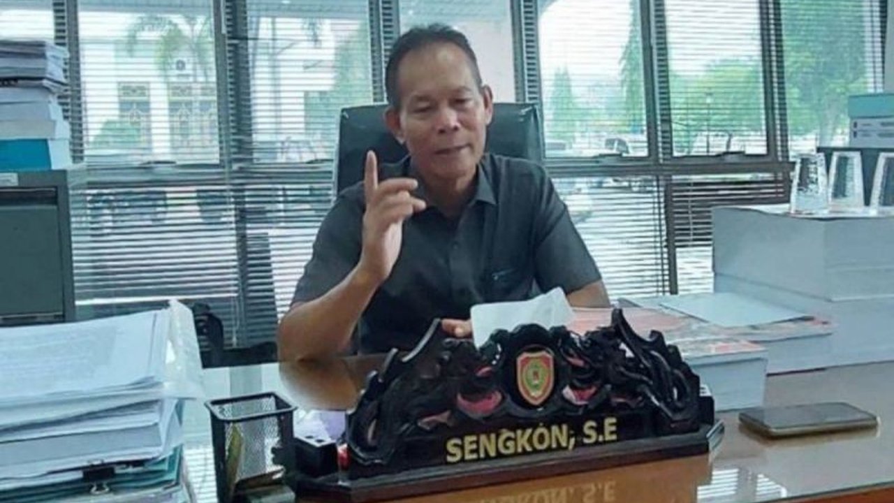 Anggota Komisi II DPRD Kalteng, Sengkon, mendorong revitalisasi pasar tradisional untuk meningkatkan perekonomian masyarakat Kalimantan Tengah yang terdampak persaingan ritel modern dan e-commerce.