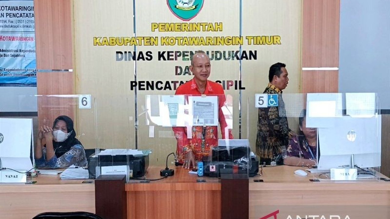 Dinas Dukcapil Kotim imbau masyarakat waspada penipuan aktivasi Identitas Kependudukan Digital (IKD) dan hanya mengakses layanan resmi untuk menghindari penyalahgunaan data pribadi.