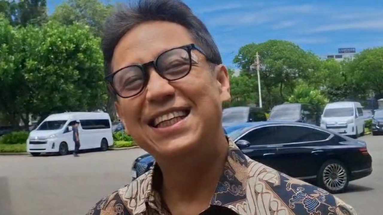 Menteri Kesehatan Budi Gunadi Sadikin bertemu Presiden Prabowo Subianto untuk membahas kelanjutan program Pemeriksaan Kesehatan Gratis (PKG) senilai Rp4,7 triliun yang ditargetkan untuk 60 juta orang Indonesia.