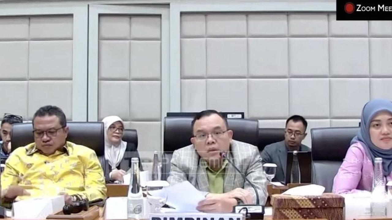 Komisi VII DPR meminta Kementerian UMKM berkoordinasi dengan Kementerian Keuangan untuk menambah anggaran guna memenuhi kebutuhan, menyusul efisiensi anggaran yang diterapkan pemerintah.