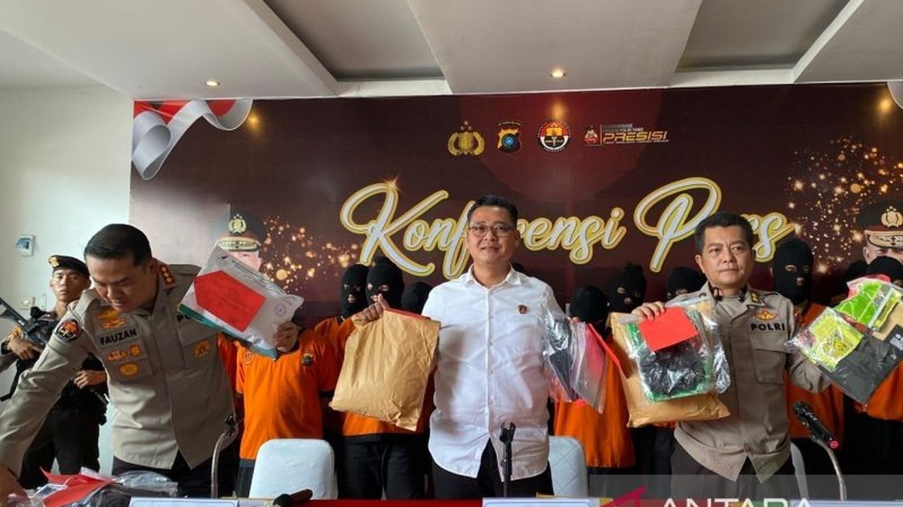 Polda Babel mengungkap jaringan pengedar narkoba antar pulau pasca Operasi Antik Menumbing 2025 dan terus mengembangkan kasus untuk membongkar bandar besar serta mencegah peredaran narkoba menjelang Ramadhan dan Idul Fitri.