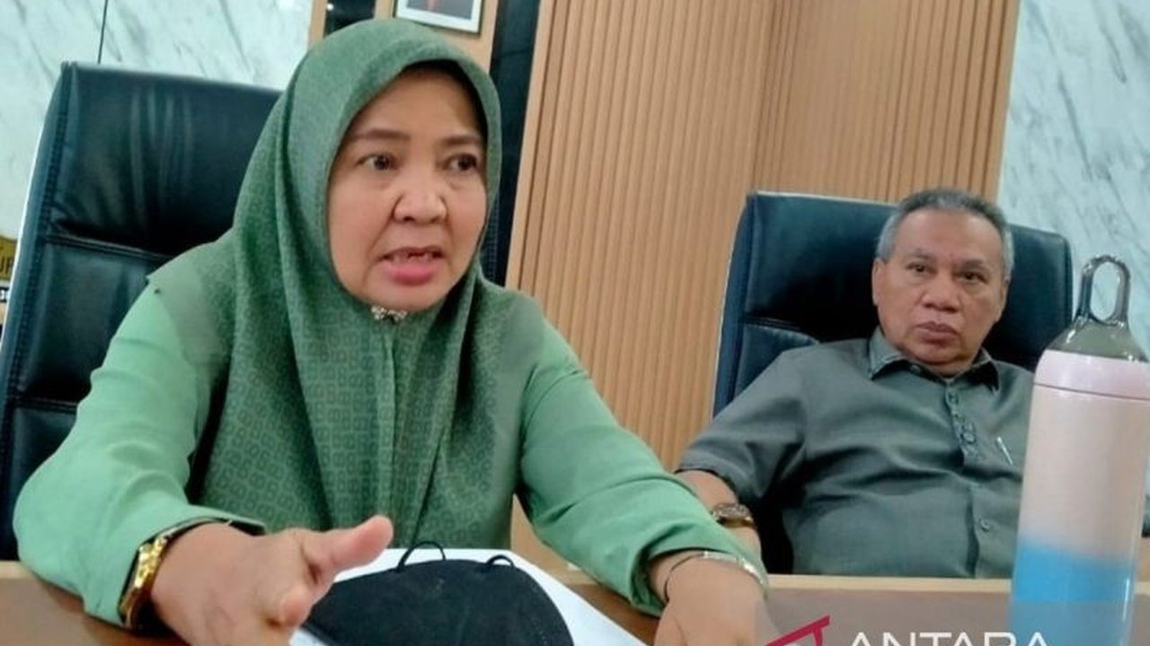 Ketua DPRD NTB, Baiq Isvie Rupaeda, membantah menghalangi usulan hak interpelasi 14 anggota dewan terkait pengelolaan DAK 2024, namun menekankan pentingnya pengaturan agar proses berjalan lancar dan tidak mengganggu agenda utama.