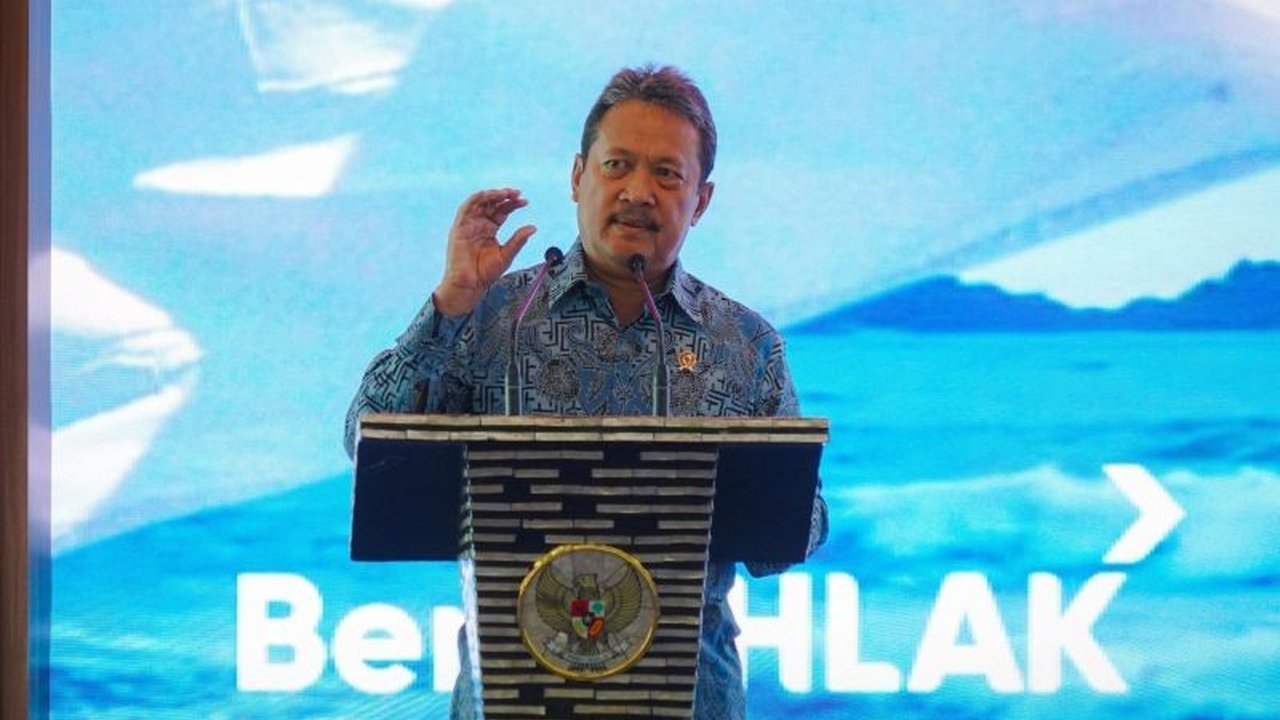 Menteri Trenggono Tekankan Pengawasan Ketat Program Ekonomi Biru KKP