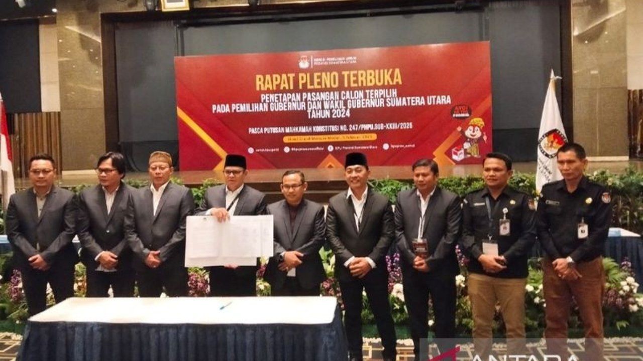 KPU Sumut menetapkan pasangan Muhammad Bobby Nasution-Surya sebagai Gubernur dan Wakil Gubernur terpilih Sumut 2024 setelah meraih 3.645.611 suara dalam Pilkada 27 November 2024.