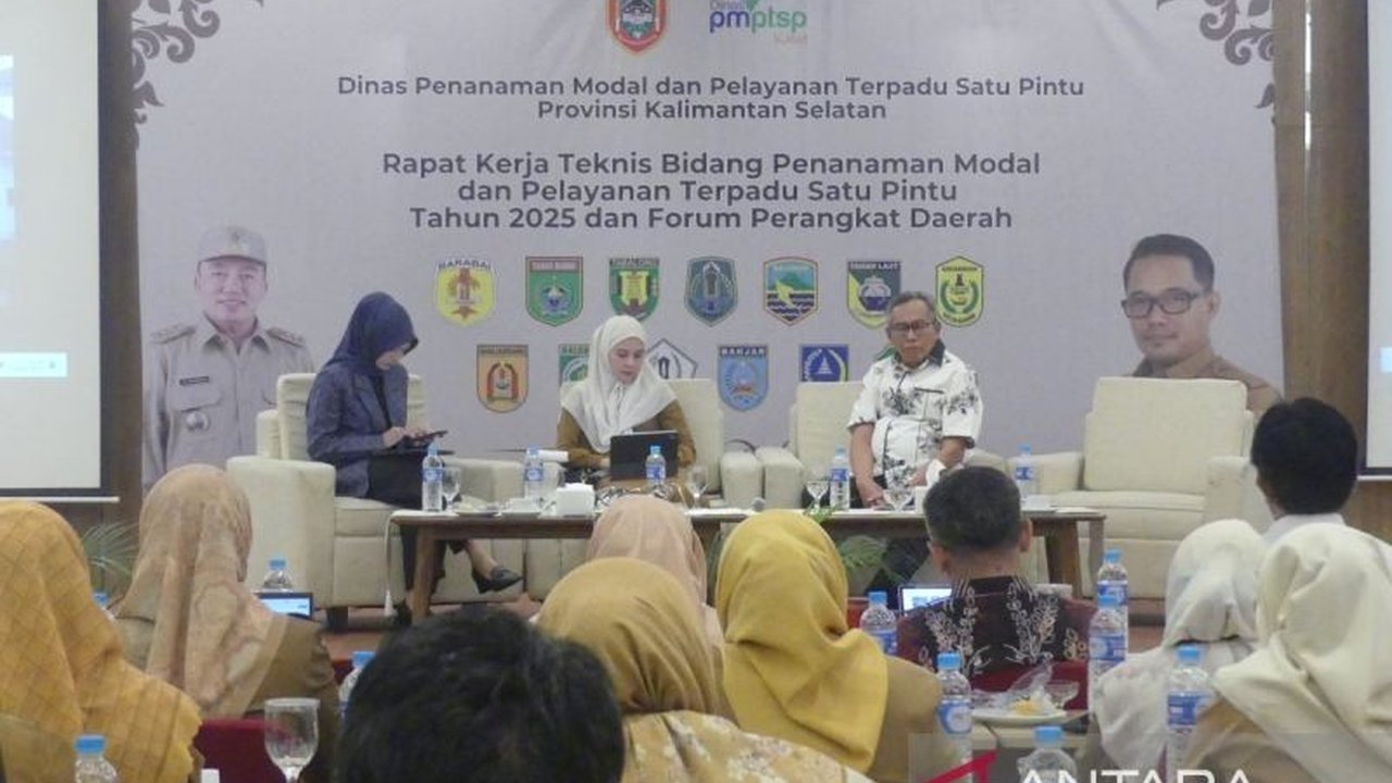 Pemerintah Kalimantan Selatan menyelaraskan pengembangan investasi dengan visi misi Gubernur dan Wakil Gubernur terpilih untuk periode 2025-2030,  bertujuan mencapai pertumbuhan ekonomi yang signifikan dan mendukung program hilirisasi nasional.