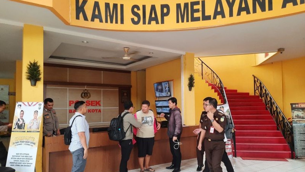 Kejari Batam Tangkap Dua Buronan Korupsi: Eddy Gunawan & Riko Antoni