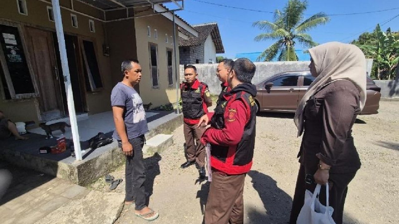 Kejari Blitar Geledah Kantor PUPR Terkait Dugaan Korupsi Dam Kali Bentak