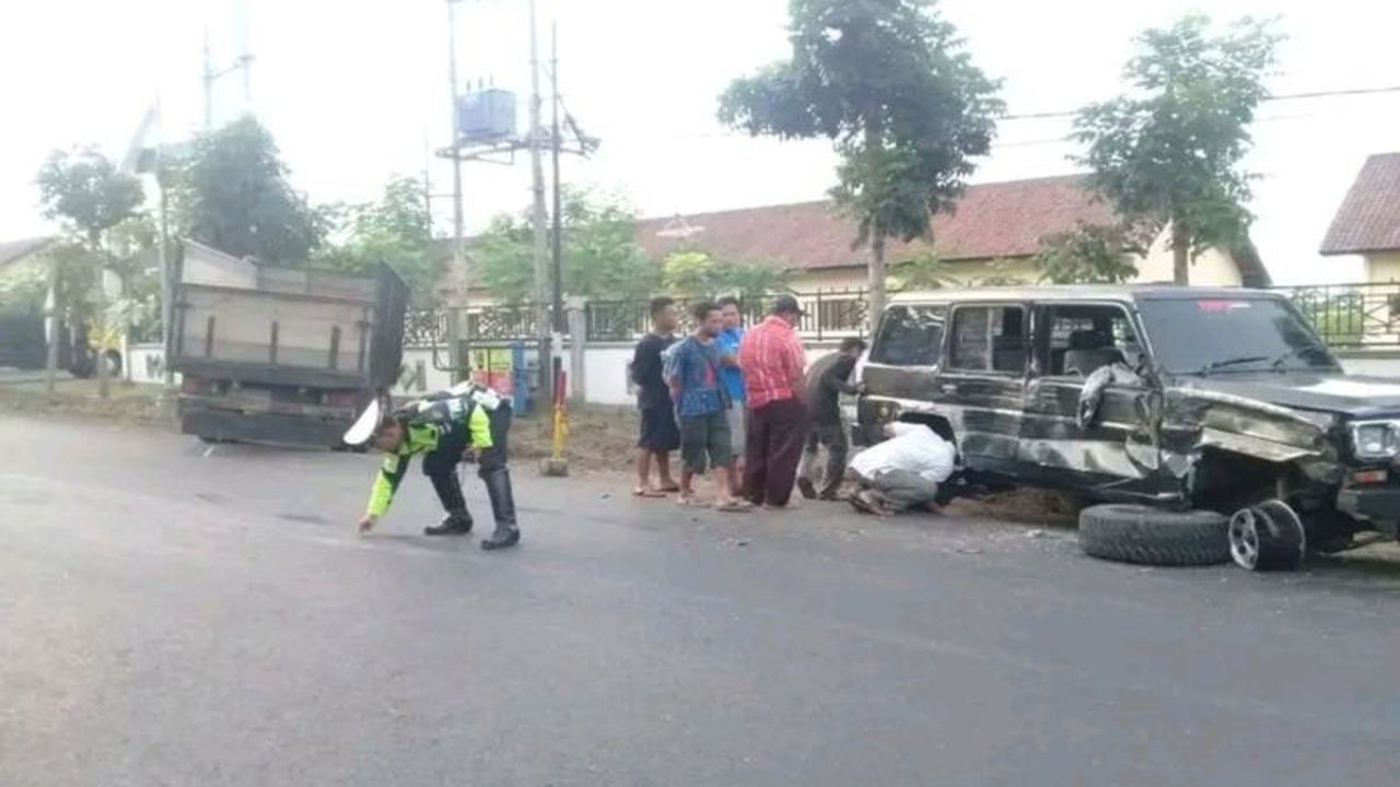 Sembilan orang meninggal dunia akibat 49 kecelakaan lalu lintas di Lombok Timur pada Januari hingga Februari 2025, meningkat dibanding tahun sebelumnya, mendorong imbauan peningkatan keselamatan berkendara dan kepatuhan aturan lalu lintas.