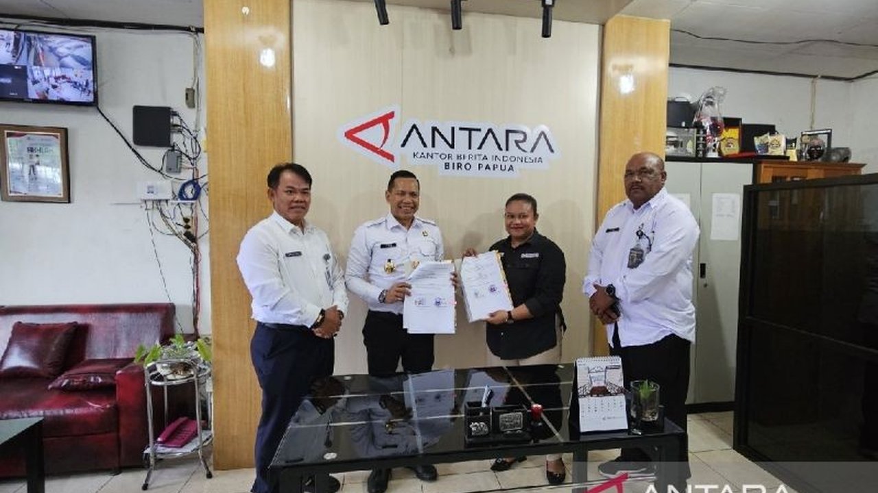 Kantor Imigrasi Kelas II TPI Mimika dan ANTARA Papua resmi menjalin kerja sama untuk meningkatkan sinergi dalam memberikan informasi dan pelayanan publik yang lebih baik di wilayah Papua Tengah, khususnya Mimika.