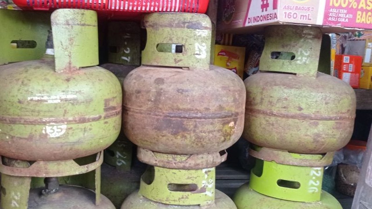 Distribusi gas LPG 3 Kg di Kabupaten Lebak, Banten, telah kembali normal setelah sebelumnya sempat mengalami kelangkaan selama dua pekan, membuat warga dapat kembali beraktivitas dengan tenang.