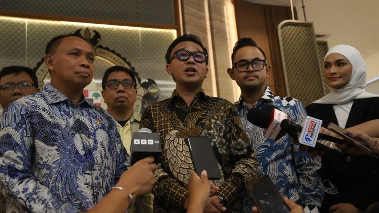 Ketua Umum Dekopin, Bambang Haryadi, meminta BPK RI untuk melakukan audit investigasi menyeluruh terhadap aset dan hibah Dekopin demi transparansi dan pengelolaan keuangan yang bersih.