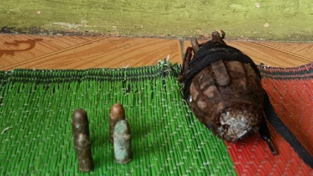 TNI Amankan Granat Aktif Peninggalan Veteran di Banten