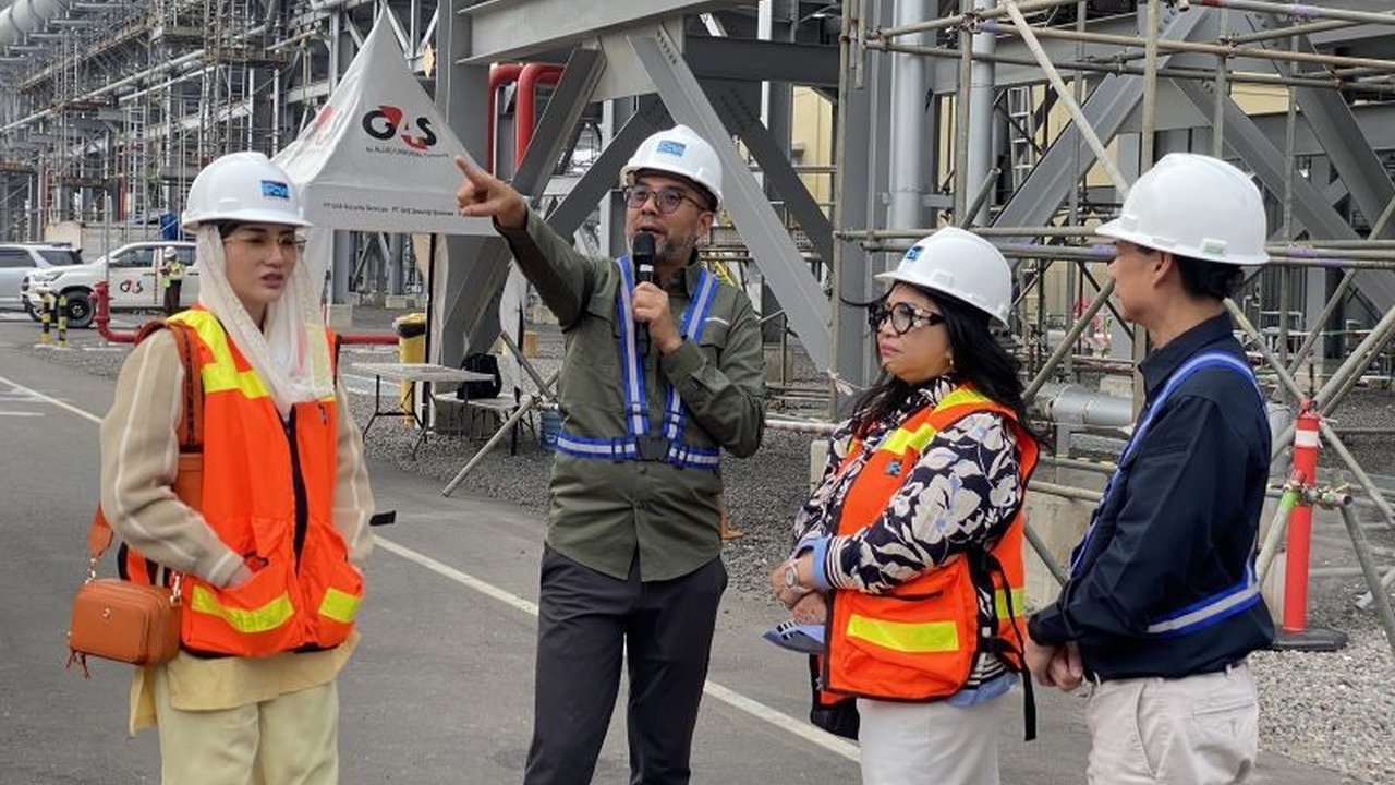 Komisi VII DPR RI mengimbau industri dalam negeri untuk meningkatkan penyerapan tembaga hasil produksi Smelter PT Freeport Indonesia di Gresik, Jawa Timur, demi memaksimalkan potensi hilirisasi dan mengurangi ketergantungan ekspor.