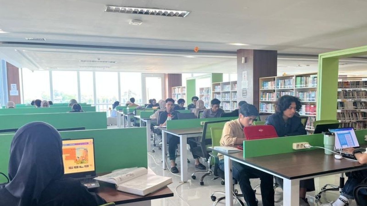 Perpustakaan Wilayah Aceh berhasil melampaui target kunjungan tahunan 2024 dengan total 187.581 pengunjung, meningkat signifikan berkat program-program inovatif seperti Mini Teater Library dan layanan inklusi sosial.