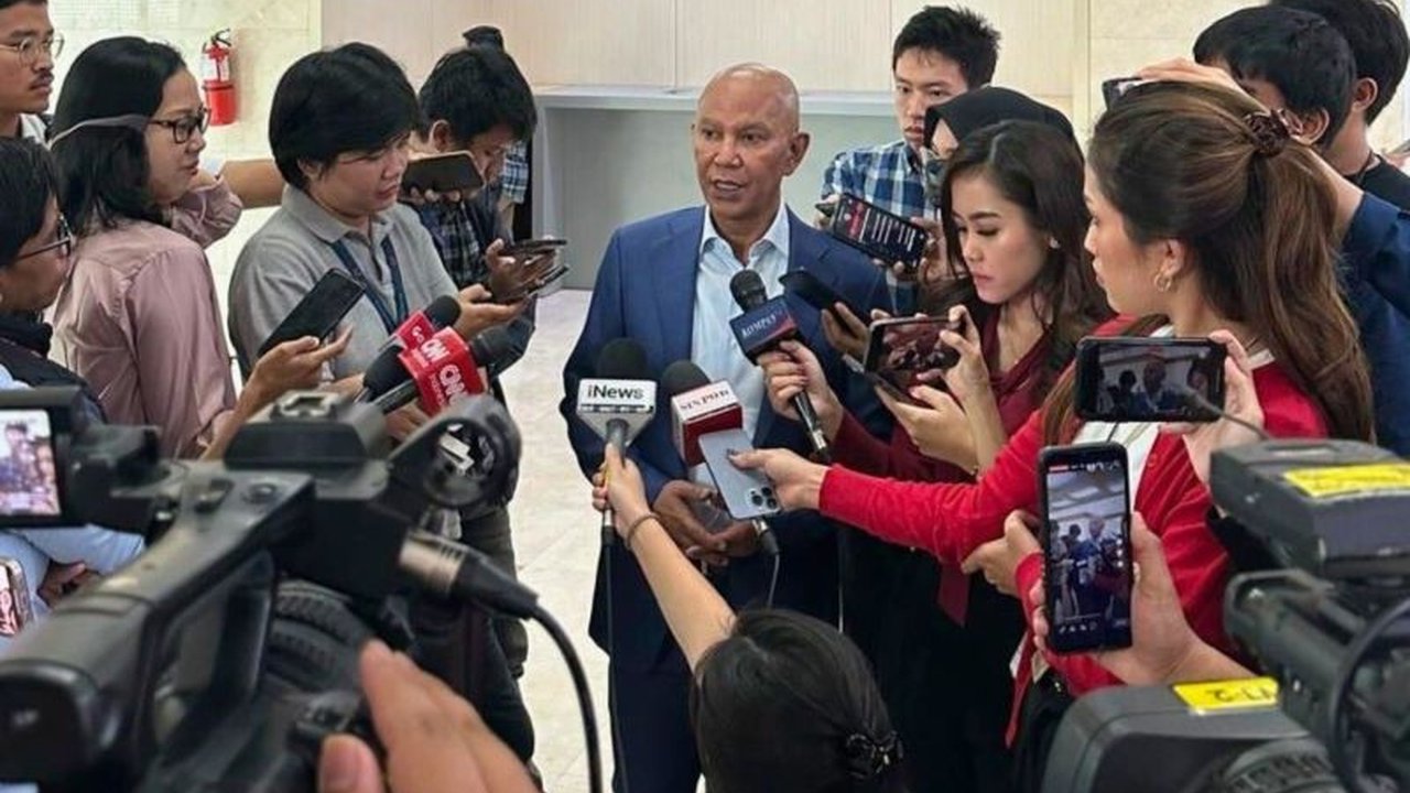 PDIP memberikan apresiasi positif terhadap kebijakan efisiensi belanja negara Presiden Prabowo Subianto, yang dinilai mampu mendorong pertumbuhan ekonomi lebih tinggi dan inklusif melalui fokus pada program strategis serta konsolidasi BUMN.