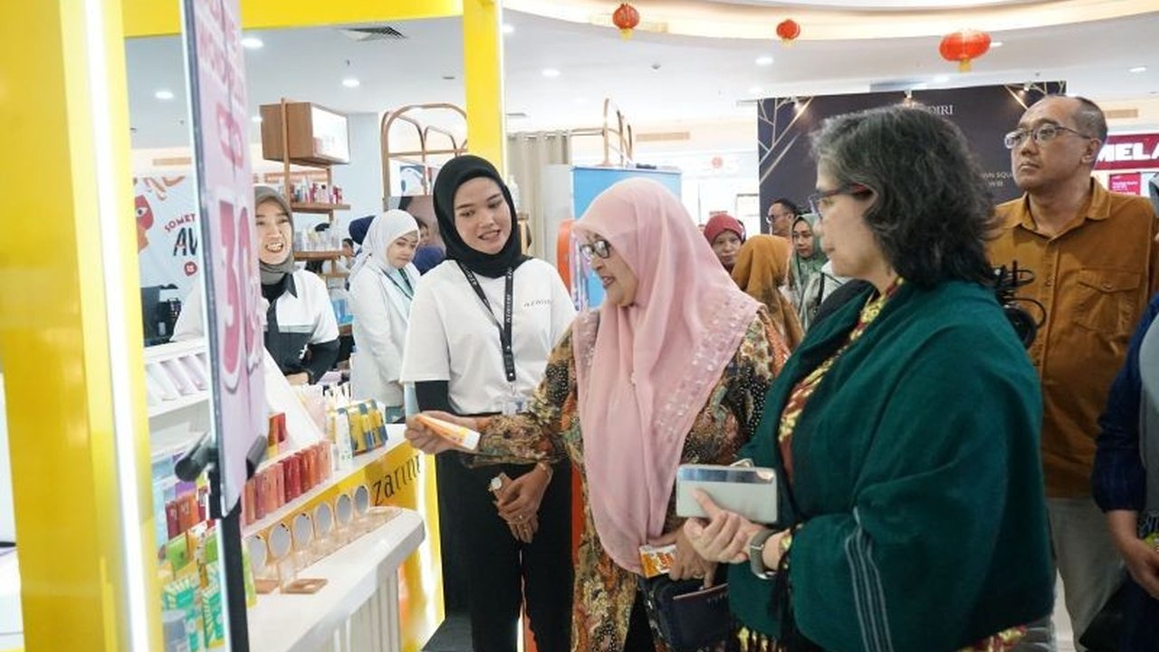 Pemerintah Kota Kediri mengingatkan masyarakat akan pentingnya literasi kecantikan dan kesehatan untuk menghindari produk berbahaya, sekaligus mengapresiasi pameran 'Beauty Fest 2025' sebagai wadah edukasi.