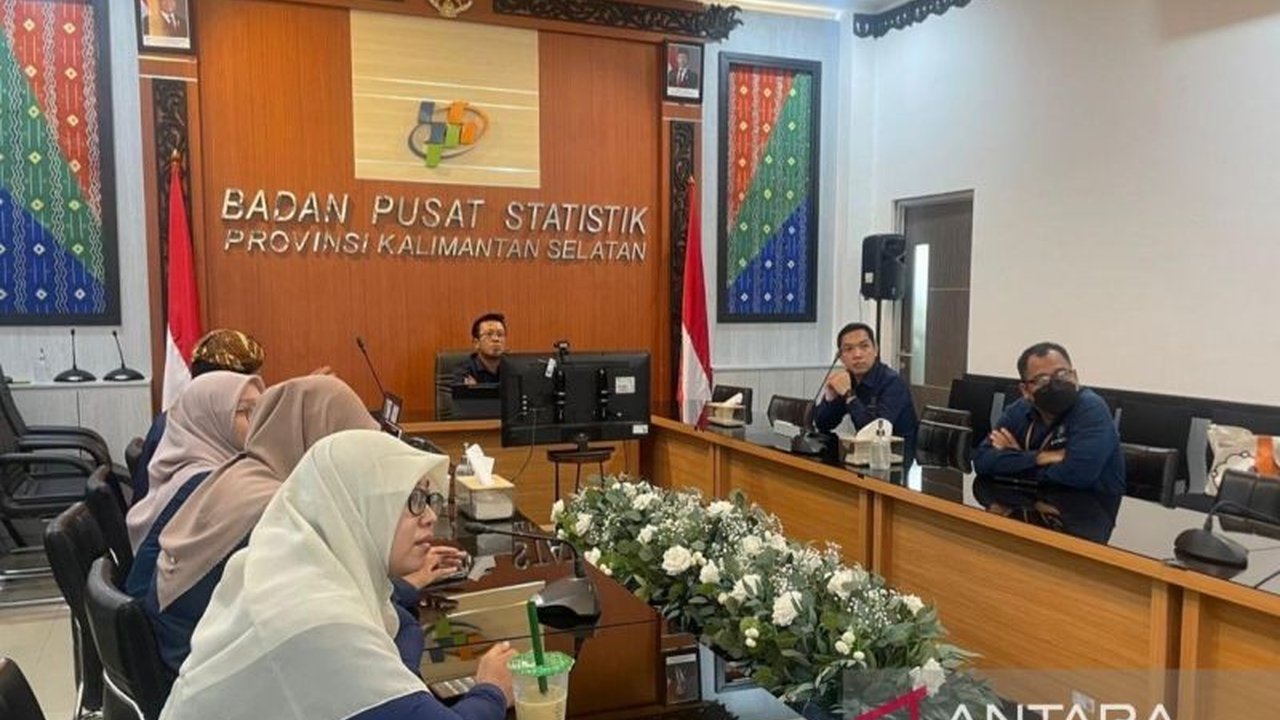 Ekonomi Kalimantan Selatan tumbuh 5,15 persen (YoY) di Triwulan IV 2024, didorong sektor akomodasi, transportasi, dan industri pengolahan, meskipun terjadi kontraksi 0,27 persen (q-to-q).