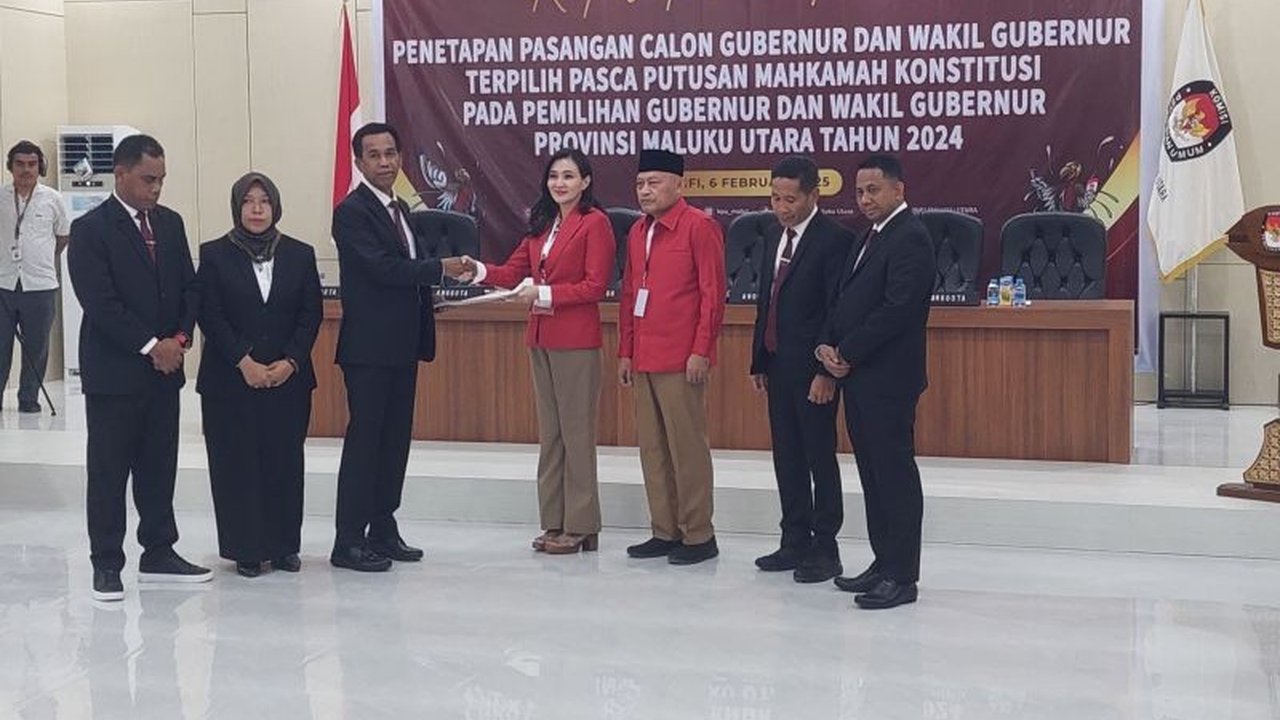 KPU Maluku Utara menetapkan Sherly Tjoanda dan Sarbin Sehe sebagai Gubernur dan Wakil Gubernur terpilih setelah MK menolak semua gugatan sengketa Pilgub Malut 2024.