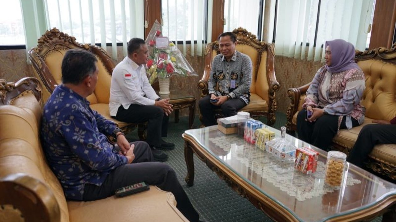 Kemenkumham Sulawesi Tengah dan Pemkot Palu berkolaborasi membangun kota berbudaya hukum untuk meningkatkan kesadaran hukum masyarakat dan menjaga keamanan, ketertiban, serta perdamaian di Palu.