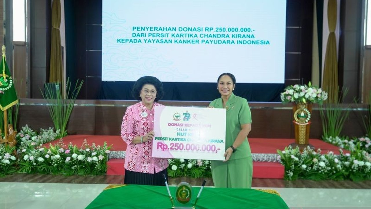 Ketua Umum Persit KCK, Uli Simanjuntak, berkolaborasi dengan YKPI untuk meningkatkan upaya pencegahan kanker, khususnya kanker payudara, di lingkungan TNI AD melalui deteksi dini dan edukasi.