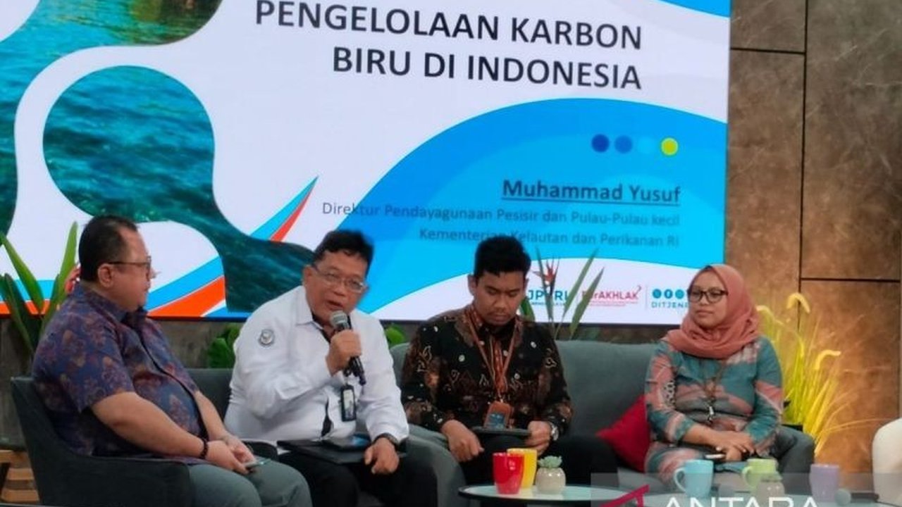 Kementerian Kelautan dan Perikanan (KKP) menyatakan potensi karbon biru Indonesia sangat besar dan diakui dunia, menjadi peluang mitigasi perubahan iklim dan kerja sama internasional.