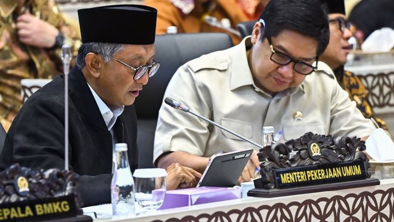 Meskipun anggaran Kementerian PU dipotong hingga 80 persen, Menteri PU Dody Hanggodo memastikan kualitas proyek tetap terjaga dan berkomitmen menyelesaikan target dengan anggaran yang ada.