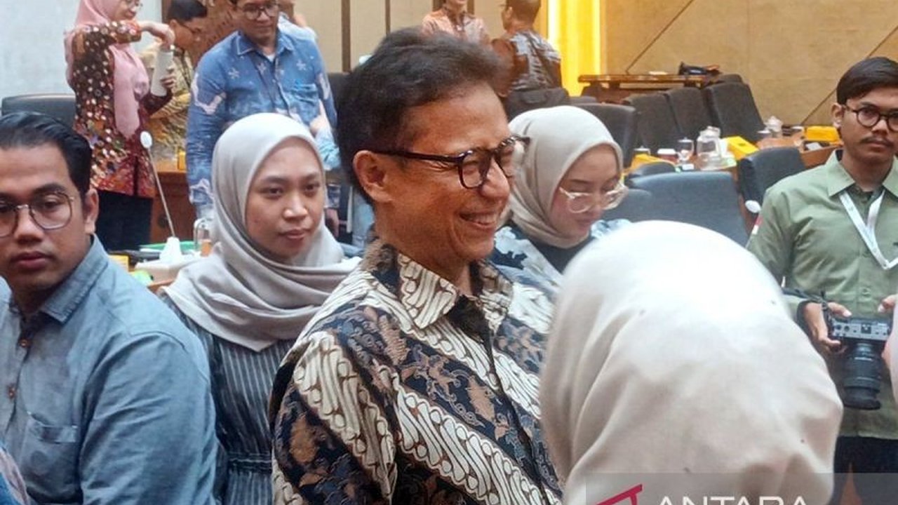 Kemenkes berhasil melakukan efisiensi anggaran sebesar Rp19,6 triliun, yang akan dialokasikan ulang untuk memastikan kelancaran program layanan kesehatan masyarakat, terutama Pemeriksaan Kesehatan Gratis (PKG).