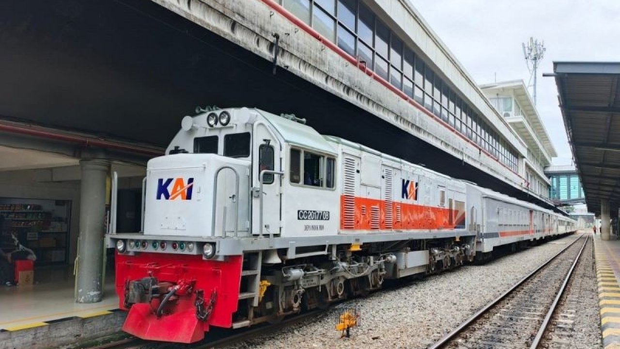 PT KAI Divre Sumut telah membuka penjualan tiket kereta api untuk Lebaran 2025 sejak 4 Februari 2025, masyarakat dapat memesan tiket hingga H-45 sebelum keberangkatan melalui kanal resmi KAI.