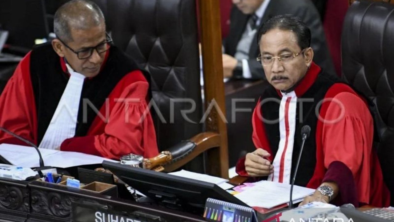 Mahkamah Konstitusi (MK) telah memutus 310 perkara sengketa Pilkada 2024; 40 perkara lanjut ke pembuktian, sementara 270 lainnya dinyatakan gugur karena berbagai alasan.