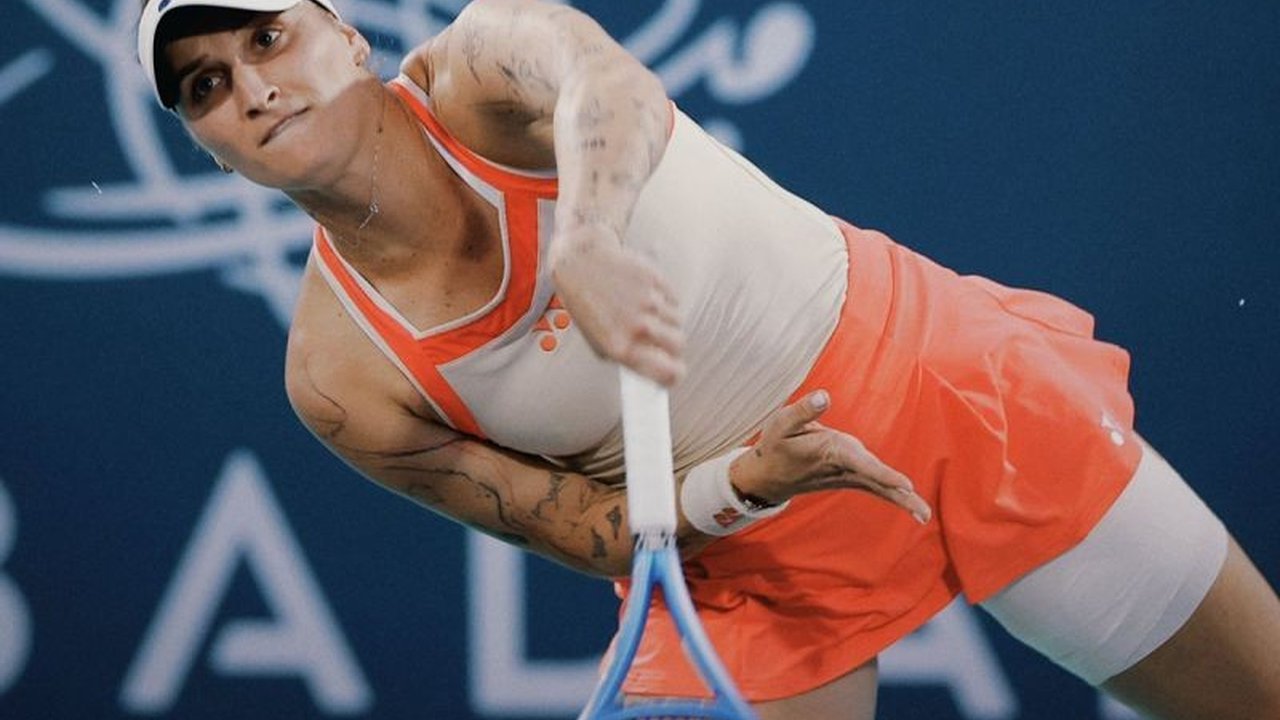 Unggulan pertama Elena Rybakina berhasil mengatasi perlawanan ketat Katie Volynets dalam tiga set untuk melaju ke perempat final Mubadala Abu Dhabi Open, mempertahankan peluangnya mempertahankan gelar juara.