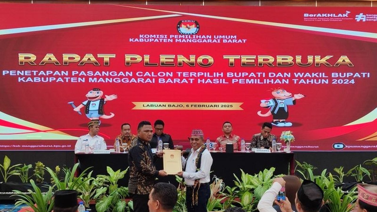 KPU Manggarai Barat menetapkan Edistasius Endi dan Yulianus Weng sebagai Bupati dan Wakil Bupati terpilih periode 2025-2030 setelah memenangkan Pilkada 2024 dengan perolehan 73.872 suara (50,93%).